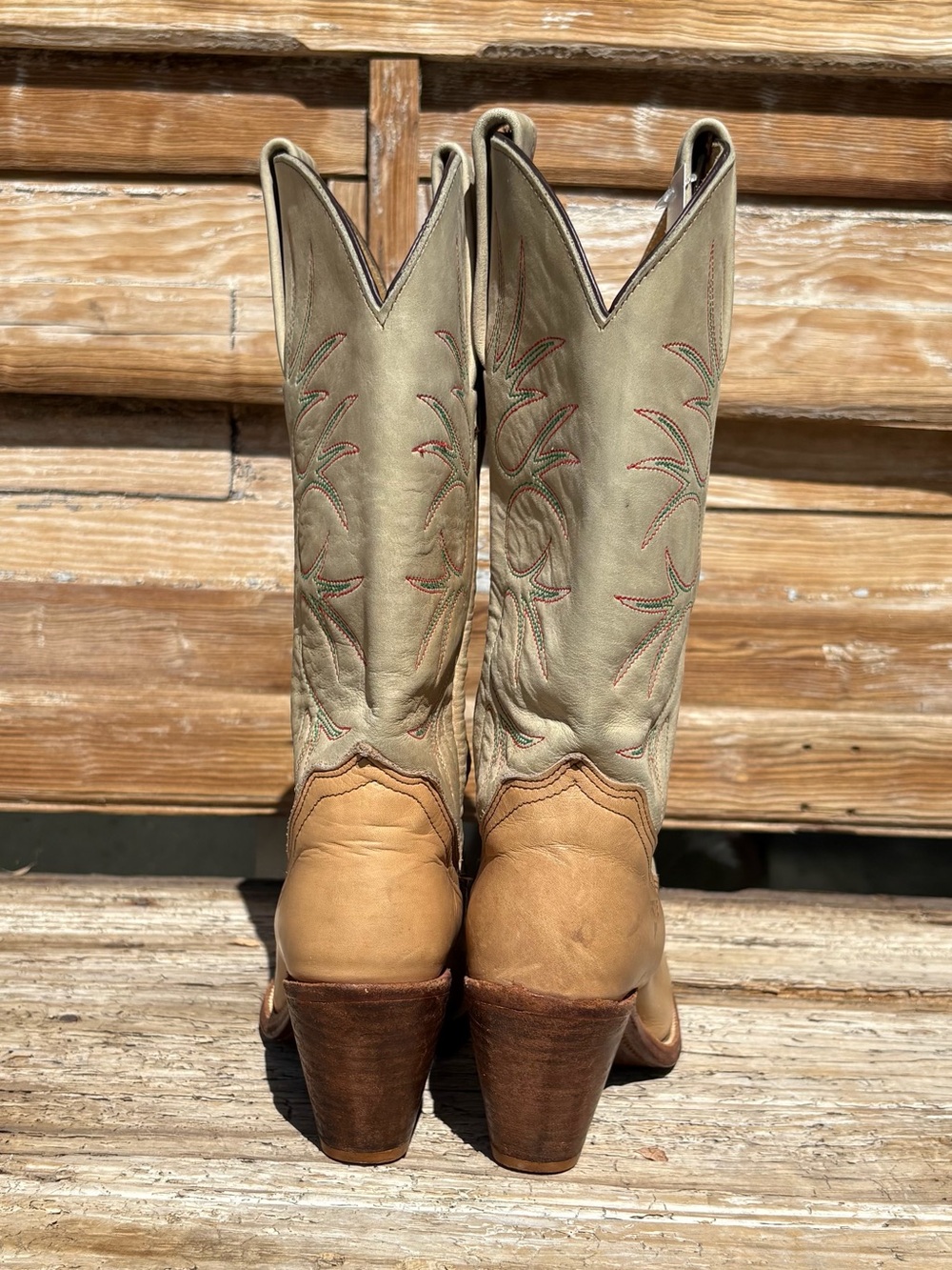 FRYE Vintage Two-Tone Leather Western Boots Tan Cream Cowboy Boots Size 9AA - Picture 8 of 8